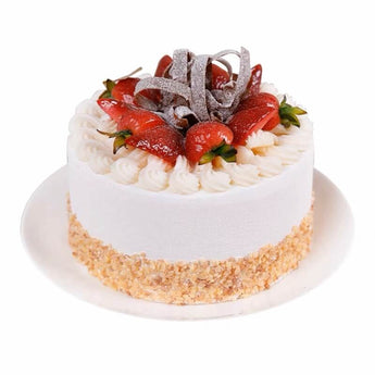 6" Strawberry Cream Cake