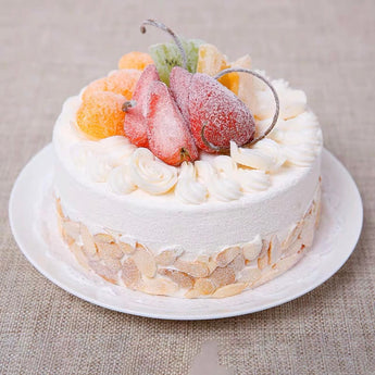 6" Fake Almond Cream Cake